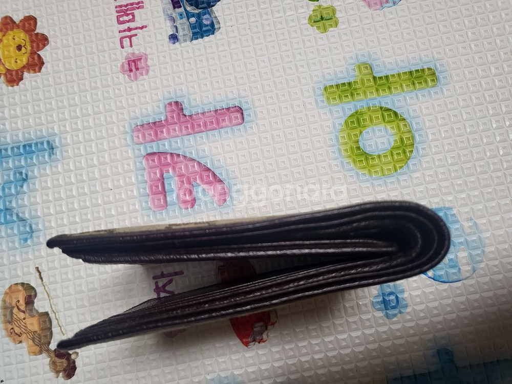 구찌남성지갑--6