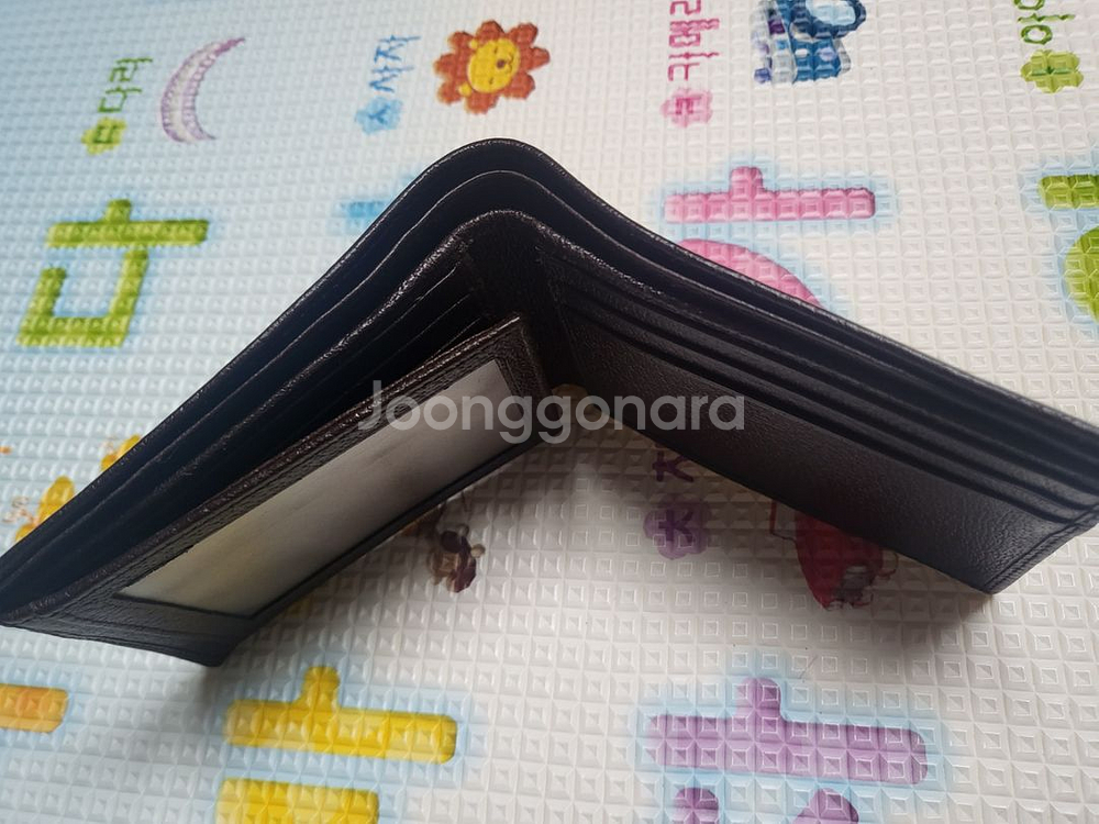 구찌남성지갑--9