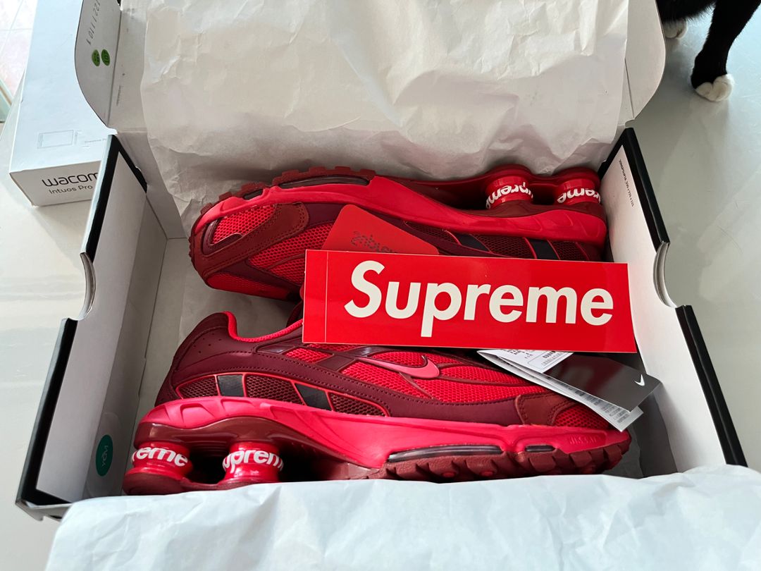 슈프림 샥스 레드 260 supreme shox red