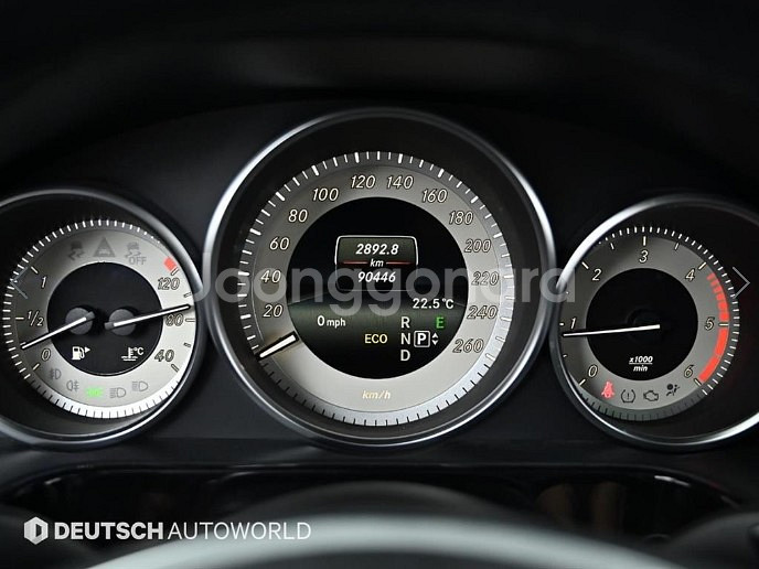 벤츠 E클래스(4세대) E220 CDI 아방가르드--2