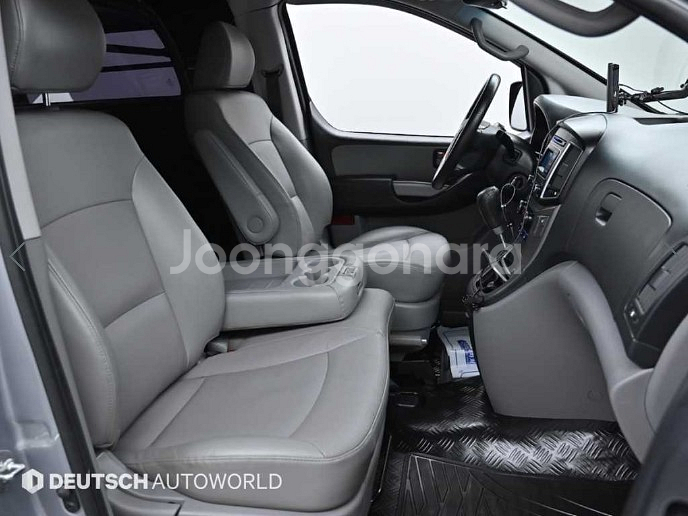 현대 더 뉴그랜드스타렉스 3인승 디젤 밴 스마트--3