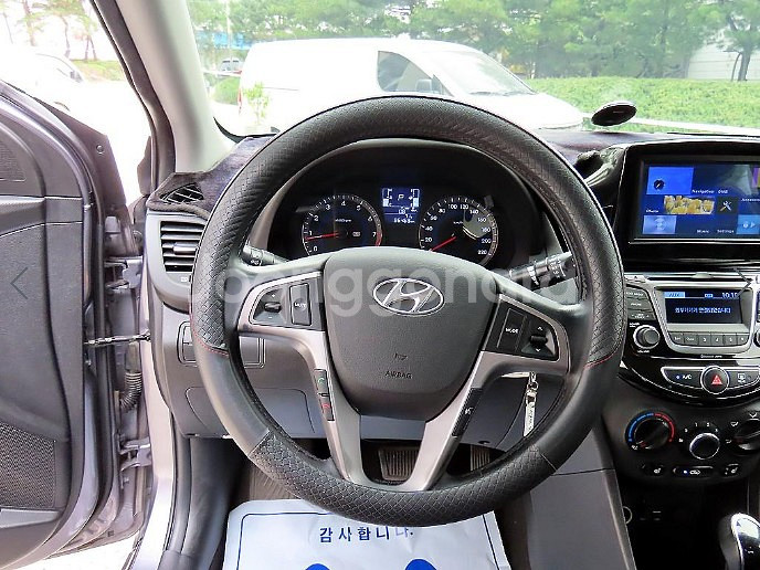 현대 엑센트 신형 1.4 VVT 모던--5