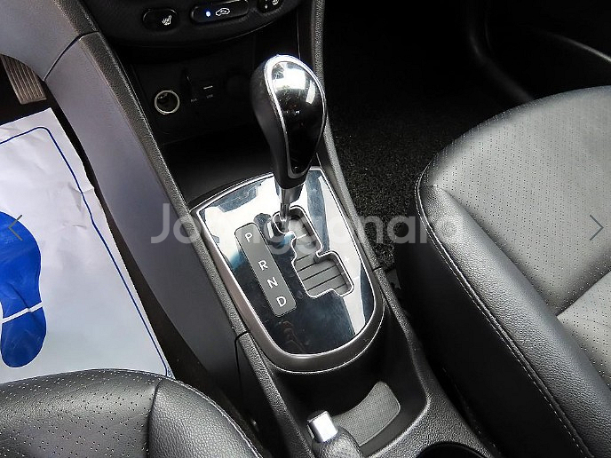 현대 엑센트 신형 1.4 VVT 모던--8