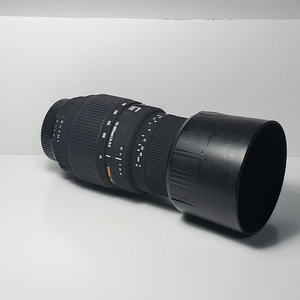 시그마 줌렌즈 70-300mm f4-5.6 니콘용
