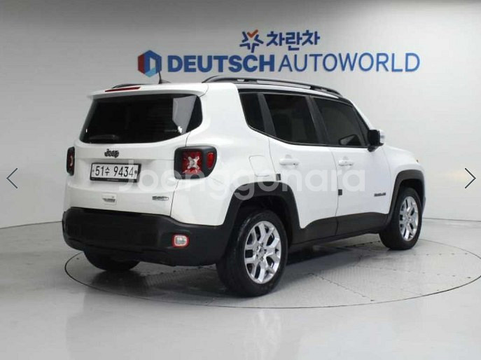 지프 레니게이드 2.4 가솔린 론지튜드 하이--1