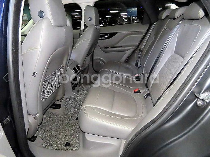 재규어 F-페이스 2.0 20d AWD--4