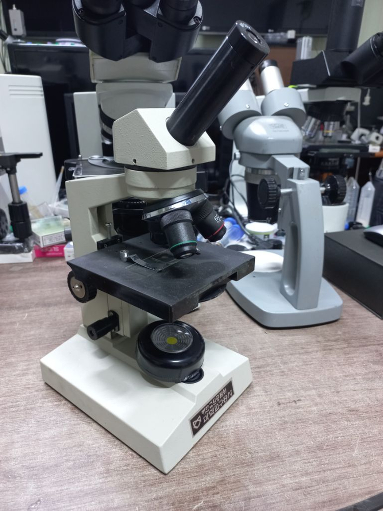 LED생물현미경-80.400.1200X 이미지