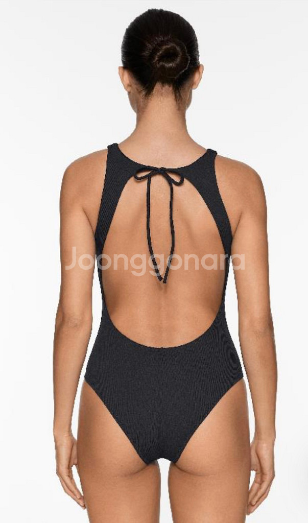 Oysho 수영복 55사이즈--1