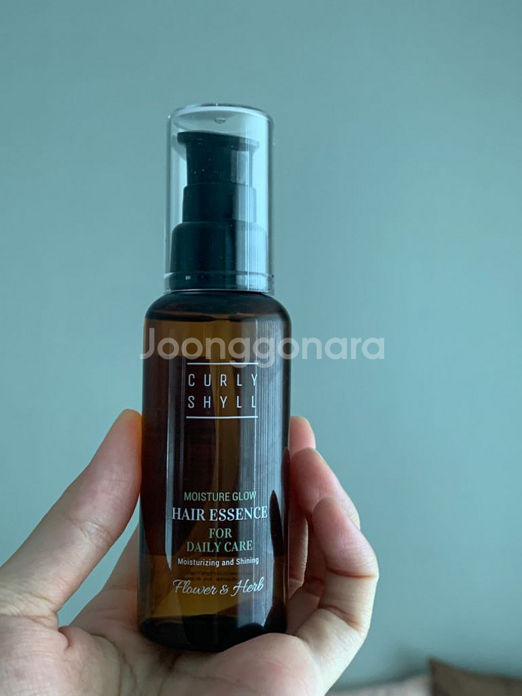 커리쉴 모이스처 헤어에센스 70ml 팝니다^^--0