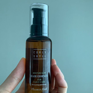 커리쉴 모이스처 헤어에센스 70ml 팝니다^^