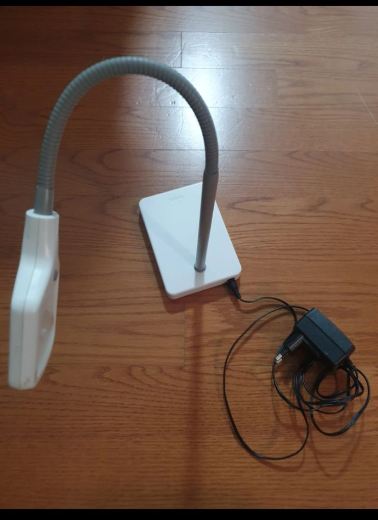 필립스 책상용 데스크 LED 스탠드 조명--1