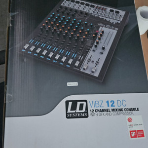 (네고가능)LD VIBZ 12채널 오디오믹서 팝니다!