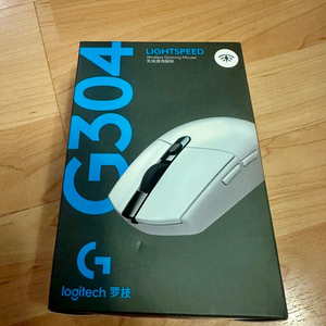 로지텍 G304 + 마우스피트