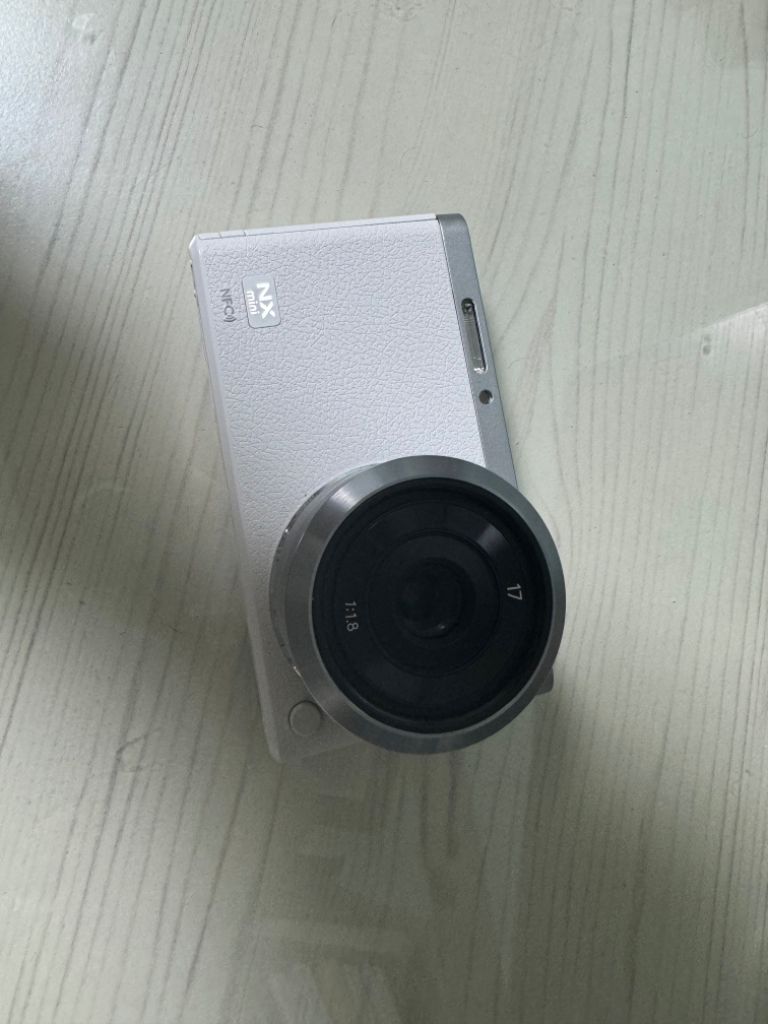 삼성 nx mini + 17mm 렌즈 카메라