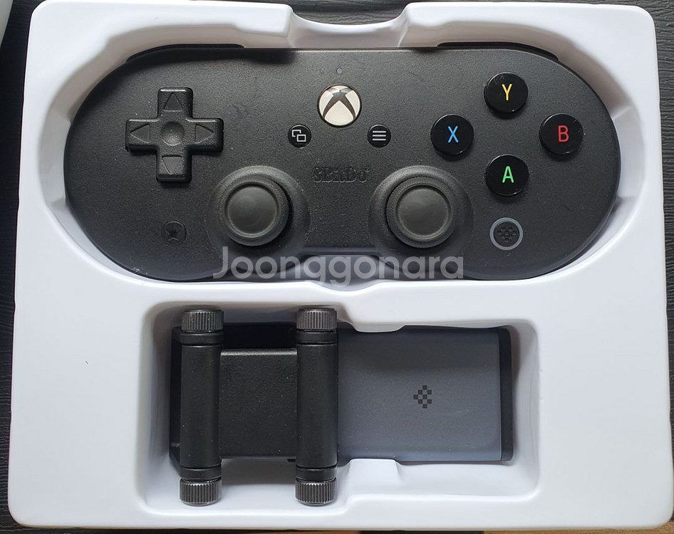 8bitdo SN30 안드로이드 전용패드 팝니다.--1