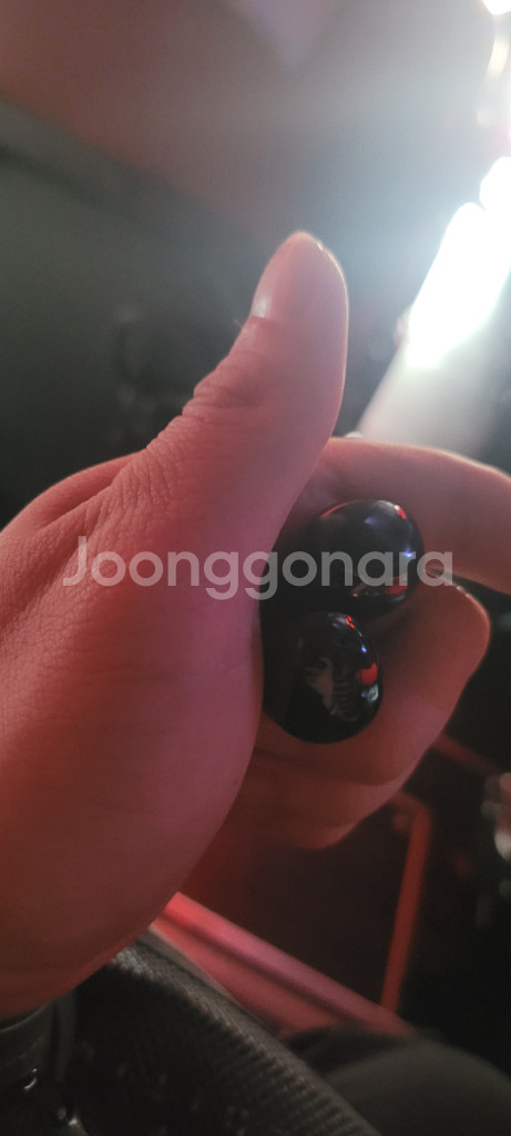 버즈프로 이어버드 팝니다--2