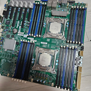 슈퍼마이크로 X10dri-T4, 제온cpu 일괄