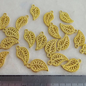 금속 펜던트 골드나뭇잎 20개 일괄