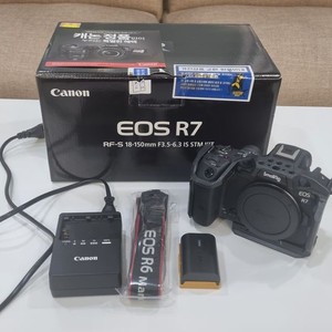 캐논 EOS R7 바디 + 스몰리그 케이지 팝니다