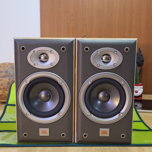 JBL E 20 SPEAKER California