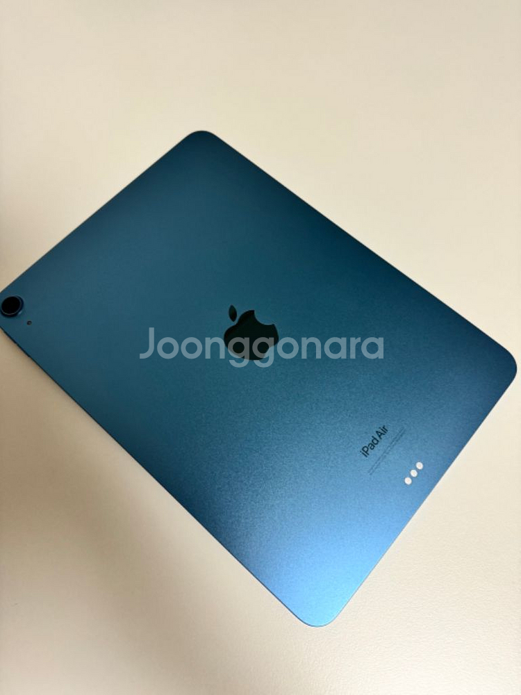 애플 아이패드 에어5 11인치 64g wifi 팝니다--2