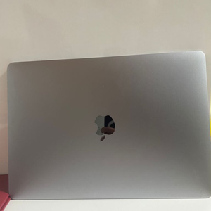 고장난 MacBook Air 2020 (i3,13in)