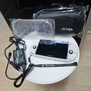 Ps vita 2세대 글레이셔화이트 512gb 악세사리