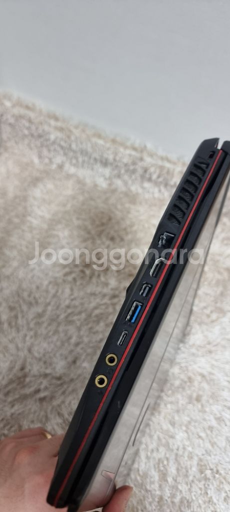 MSI gp63 레오파드 8re 게이밍노트북 팔아요--4