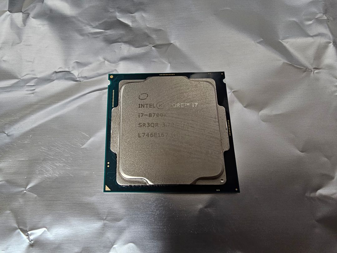 인텔 i7-8700K CPU