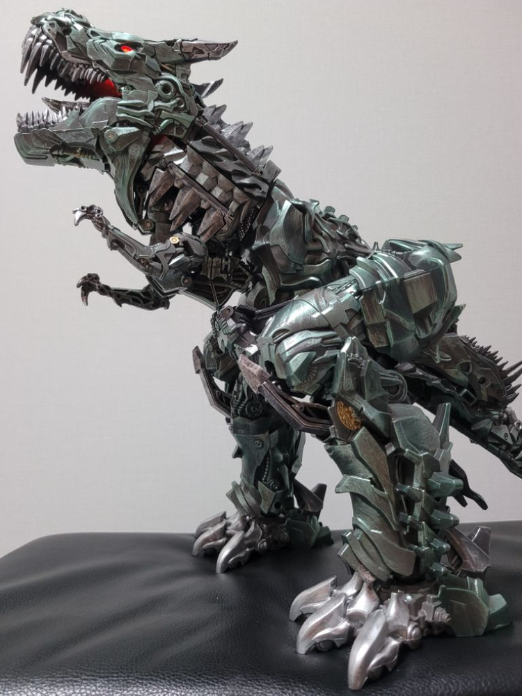 트랜스포머 블랙맘바 그림록 판매합니다--3