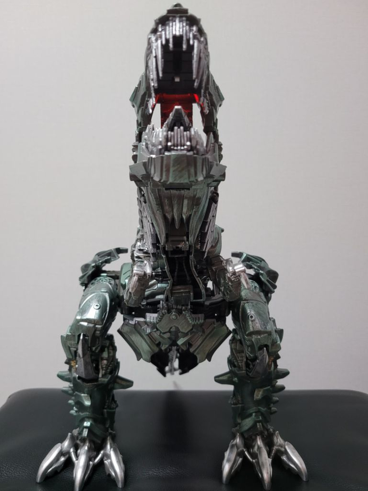 트랜스포머 블랙맘바 그림록 판매합니다--4