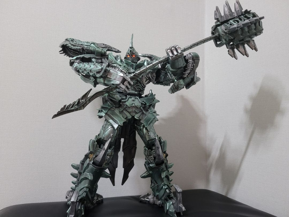 트랜스포머 블랙맘바 그림록 판매합니다--2