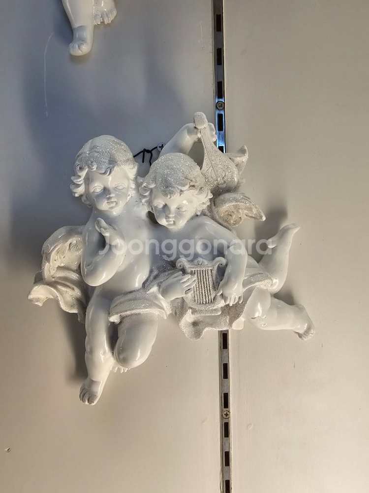 새상품 택포 천사 벽걸이--1
