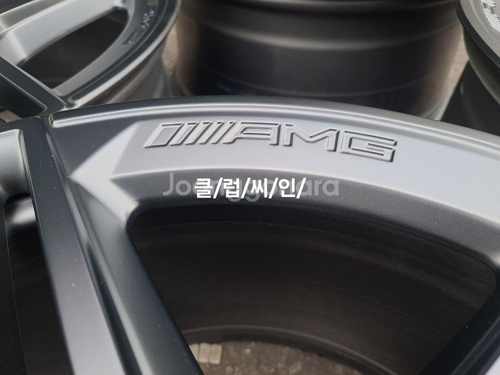 중고정품 무광블랙 GLS400AMG 21인치 휠--5