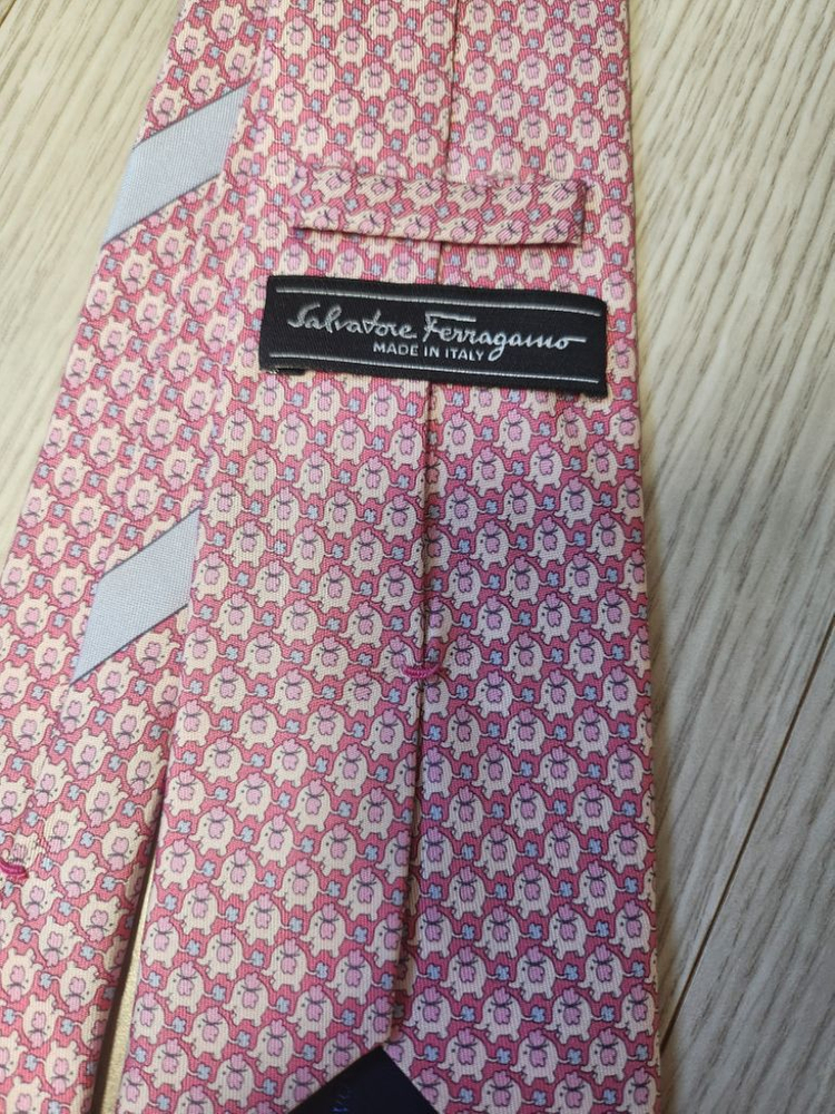 페러가모 넥타이--2