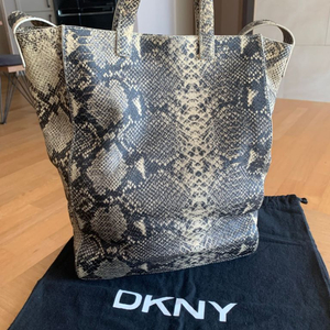 DKNY 가방