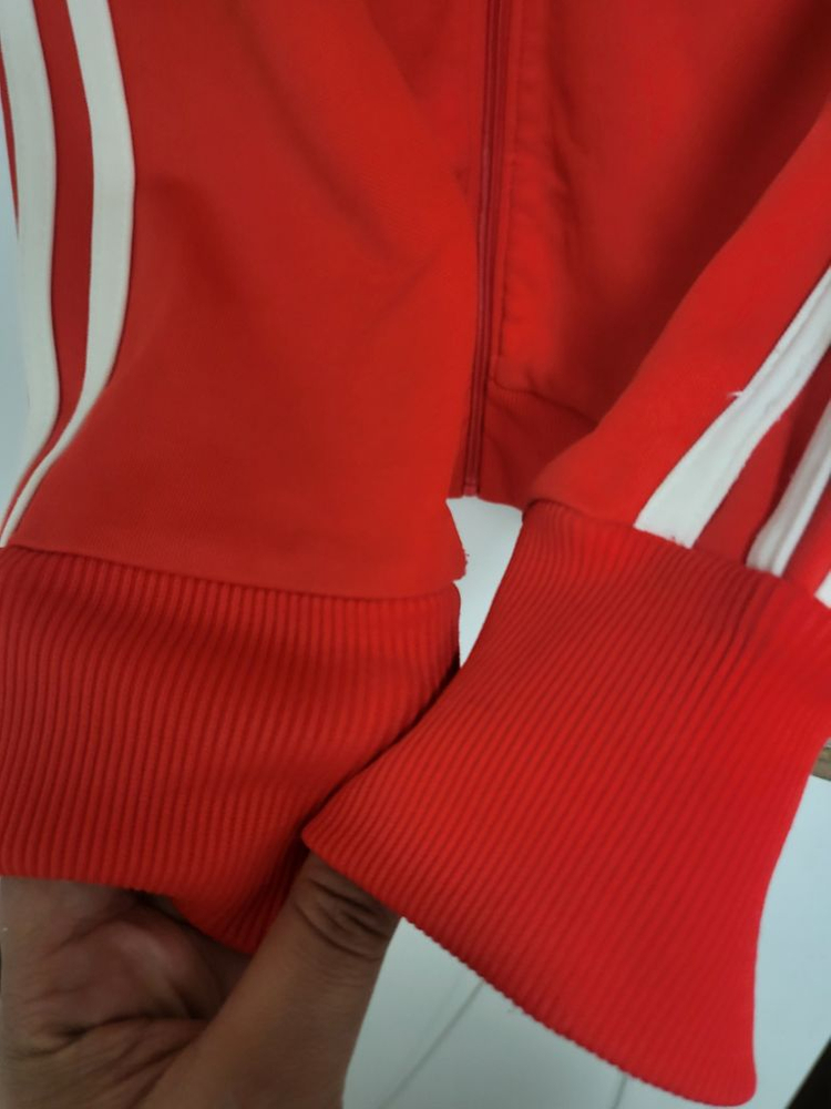 (등뒤글씨약간갈라짐) 아디다스 체코 슬로바키아 s--1