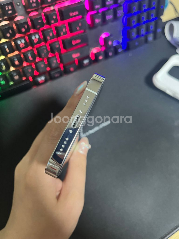 아이폰 14pro 256기가 화이트 판매합니다!--7