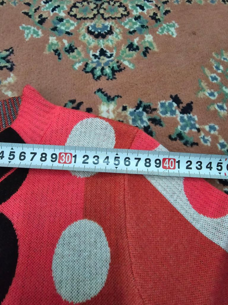 처분 발렌티노 스타일 스웨터--3