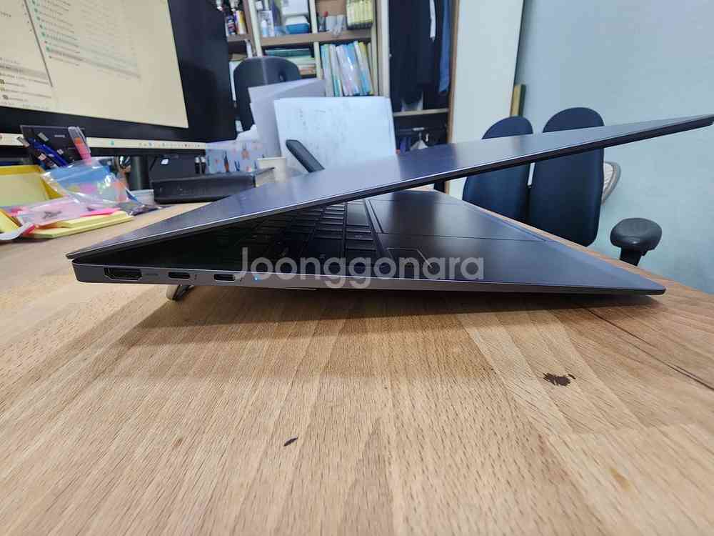 갤럭시북 4(16인치)프로 i7 32램 1tb--3