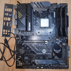 5600x, b550 tuf pro, ballistix