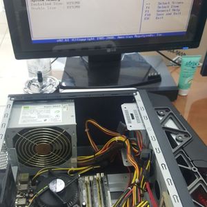 인텔 Q9300 쿼드코어 본체(대구 직거래)