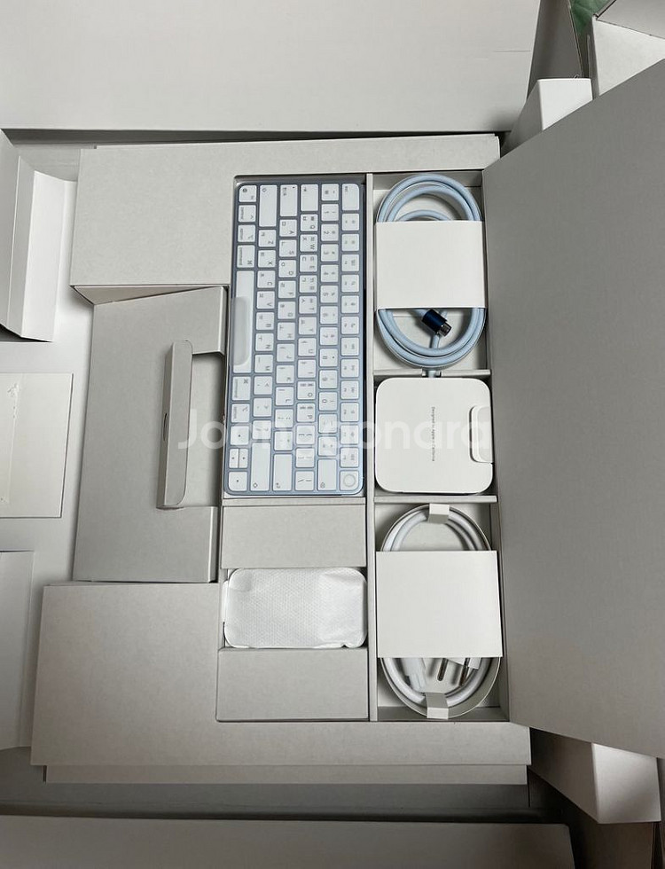 아이맥 M1 블루 2021 8G 256GB SSD 풀박--1