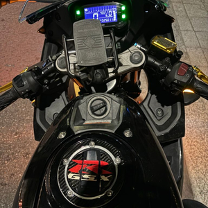 스즈키gsxR125ABS