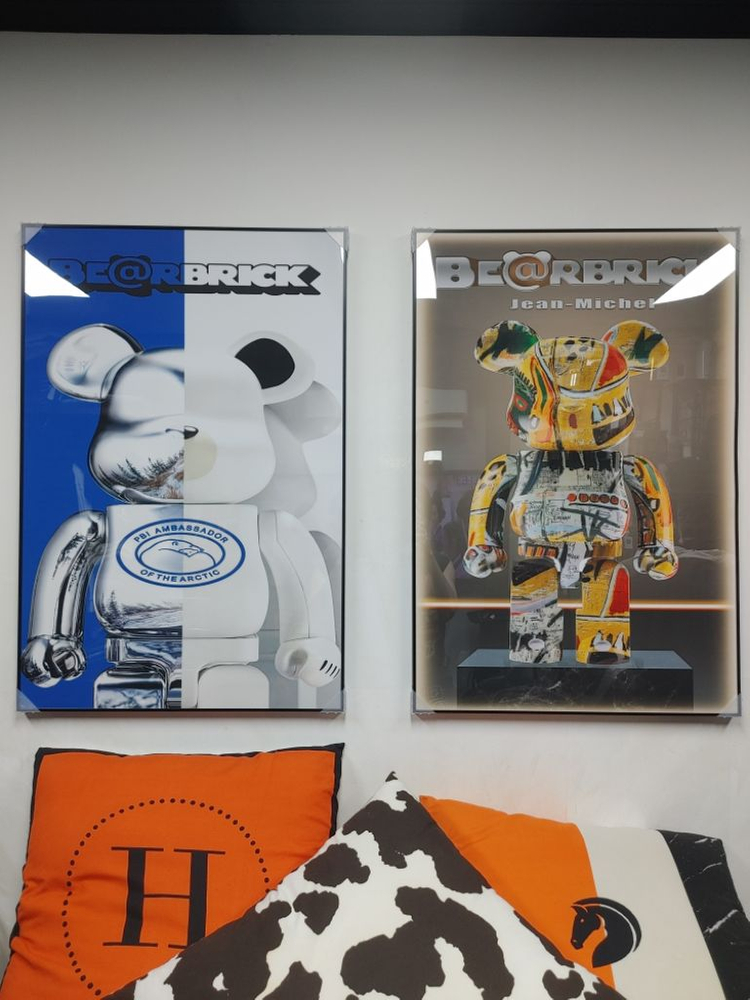 베어브릭 카우스 피규어 대형 그림 액자 인테리어소품--5