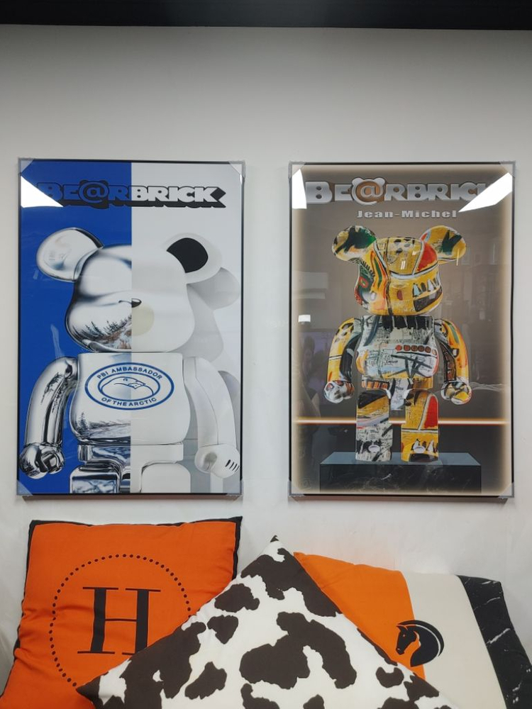 베어브릭 카우스 피규어 대형 그림 액자 인테리어소품--6