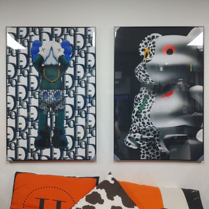 명품 디올 카우스 베어브릭 피규어 대형 그림 액자 곰