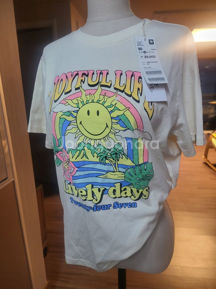 탑텐 이나영 오가닉 스마일 반팔티--1