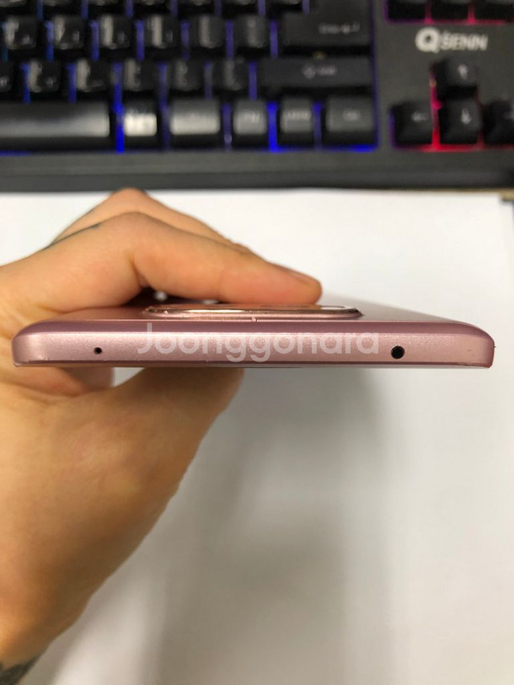 KT V20 로즈골드 SS급 64G 레트로스마트폰탈착형--3