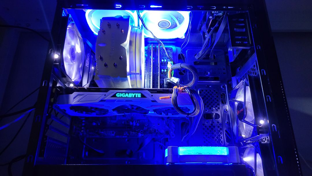 i7-8700+1080ti+32g컴퓨터 본체 판매합니다